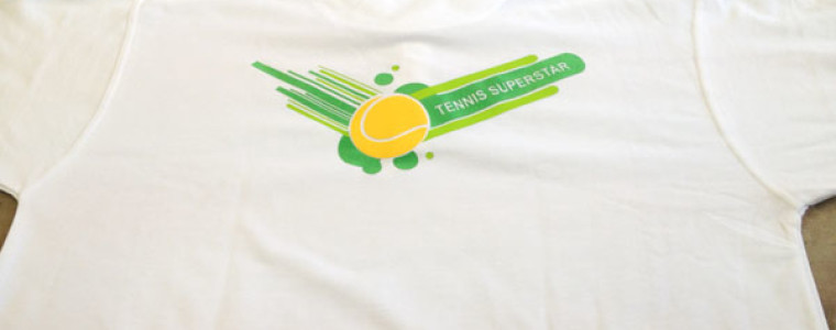 Нанесение логотипа Tennis superstar на рубашку-поло